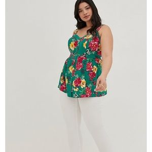 NWT Fit And Flare Rayon Slub Lace-Up Back Tank